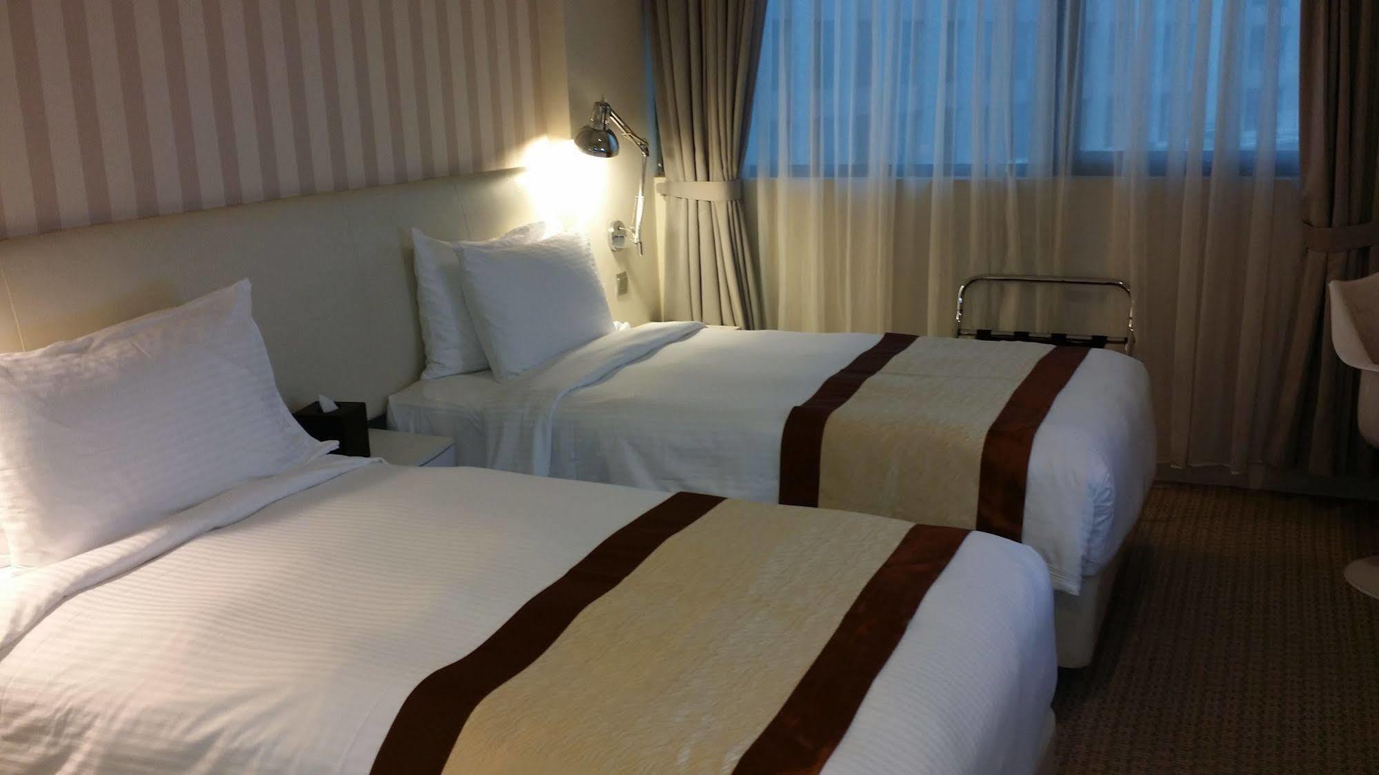 Ji Hotel Orchard Сингапур Екстериор снимка